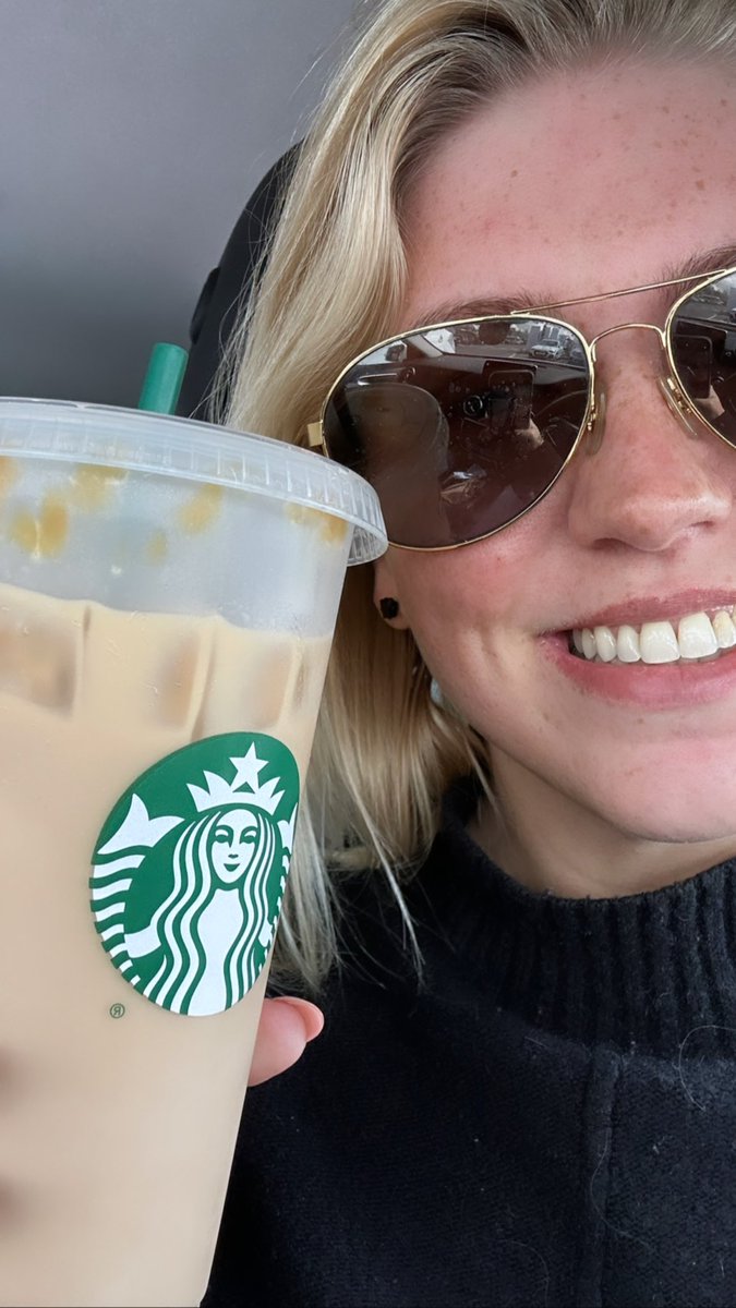 S830Paige's tweet photo. Starbucks Saturday! 
#onlyFans #starbucks #girl #london #newpost #coffee #yummy https://t.co/6ovzR1Nzci