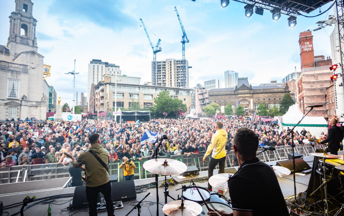 ‼️LEEDS‼️ Unbelievable ✊️💥 #ASAW