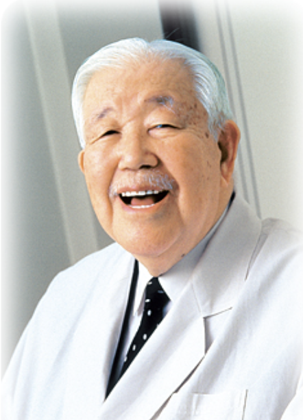 do_reboot's tweet photo. こころがスッとラクになる！
元・日本精神科病院協会 名誉会長　斎藤茂太さん
珠玉の名言 15選
___________________________________________／

1. 人生に失敗がないと、人生を失敗する。

2. いま何がないかより、いま何があるかで発想しよう。 

3. 大丈夫。世の中の人はみんな、自分のことで精一杯。��なたのことなんて、気にしているほど暇ではない。

4. 人生には無駄なことも損なこともありません。すべての経験があなたの中に積み重なっていくんです。

5. 苦労から抜け出したいなら、肩の力を抜くことを覚えなさい。

6. 世間からよく思われることよりも、自分が心からやりたいことを見つけ出すこと。
そして、自分らしく生きていくことのほうがずっと大切であるということ。

7. 楽観的になりたいなら、客観的になることだ。

8. できるだけたくさんの本を読み、美しいものに触れ、思いやりを持って人に接する。
当たり前のことを言っていると思うでしょうが、そういうことの積み重ねが、本当に人を美しくするんです。
90年も世の中を観察してきた僕が言うんだから、間違いない。

9. 悲観的になるのは、自分のことばかり考えてい���から。

10. 失敗を気にしてクヨクヨ落ち込んだり、クドクド言い訳したり、誰かを責めたりするのは、時間のロスでしかありません。

11. 計画は実現しなくても悲観しない。
人生100％では疲れるから、僕は80％主義。
これって長生きの秘訣ですよ。

12. 率直に話す、素直に詫びる。こうした態度を貫くことが、人間関係で成功するいちばんの近道となる。

13. 「あのとき、ああしていれば」という思いに振り回されることほど、時間とエネルギーを無駄にし、自分を傷つけるものはないと思いますよ。

14. 大切なのは倒れないことより、すぐ起き上がることである。

諦めずにやり続ける力をもらえる、15番目の名言はプロフです @do_reboot