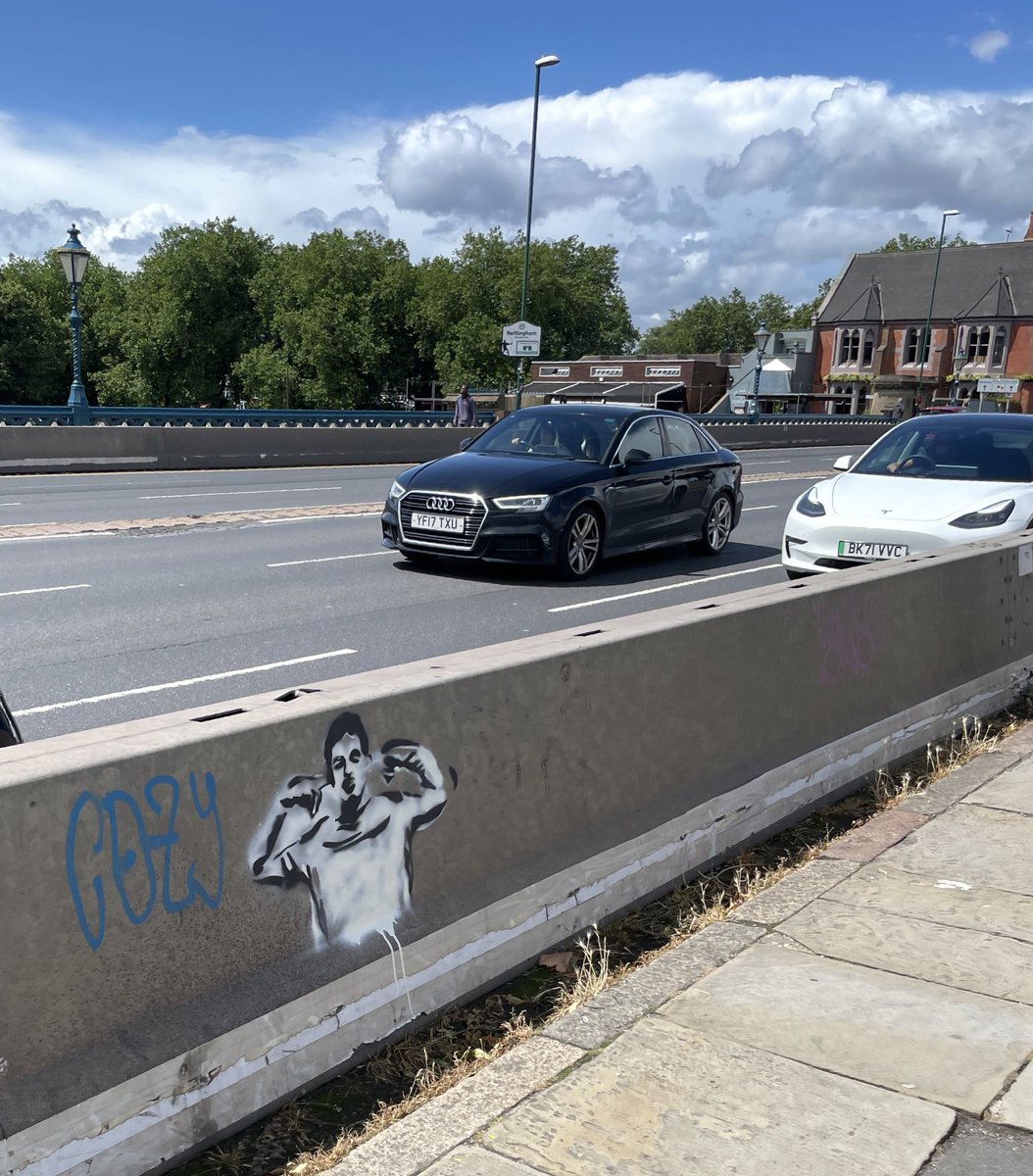 ablockred1865's tweet photo. Thought this was absolutely class btw. Would love to see more Forest themed graffiti in area. #COYR #NFFC https://t.co/coCnGBYCFn
