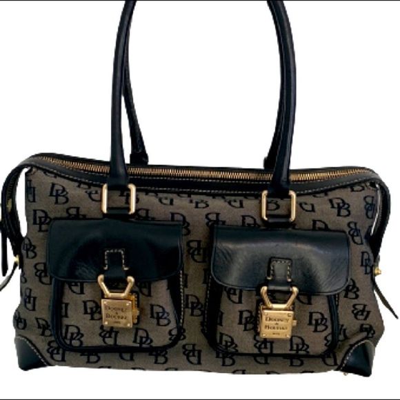 So good I had to share! Check out all the items I'm loving on <a href="/Poshmarkapp/">Poshmark</a> #poshmark #fashion #style #shopmycloset #dooneybourke: posh.mk/mIB6coFatBb