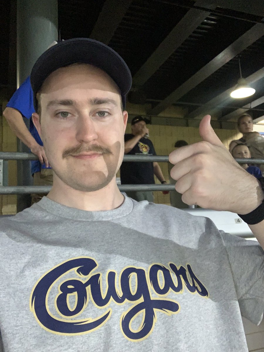 BigTucsonDad's tweet image. Everyone should go support your local minor league or independent baseball team

Ticket costs like $10 and we’ve seen, and I’m not joking, 8 home runs tonight