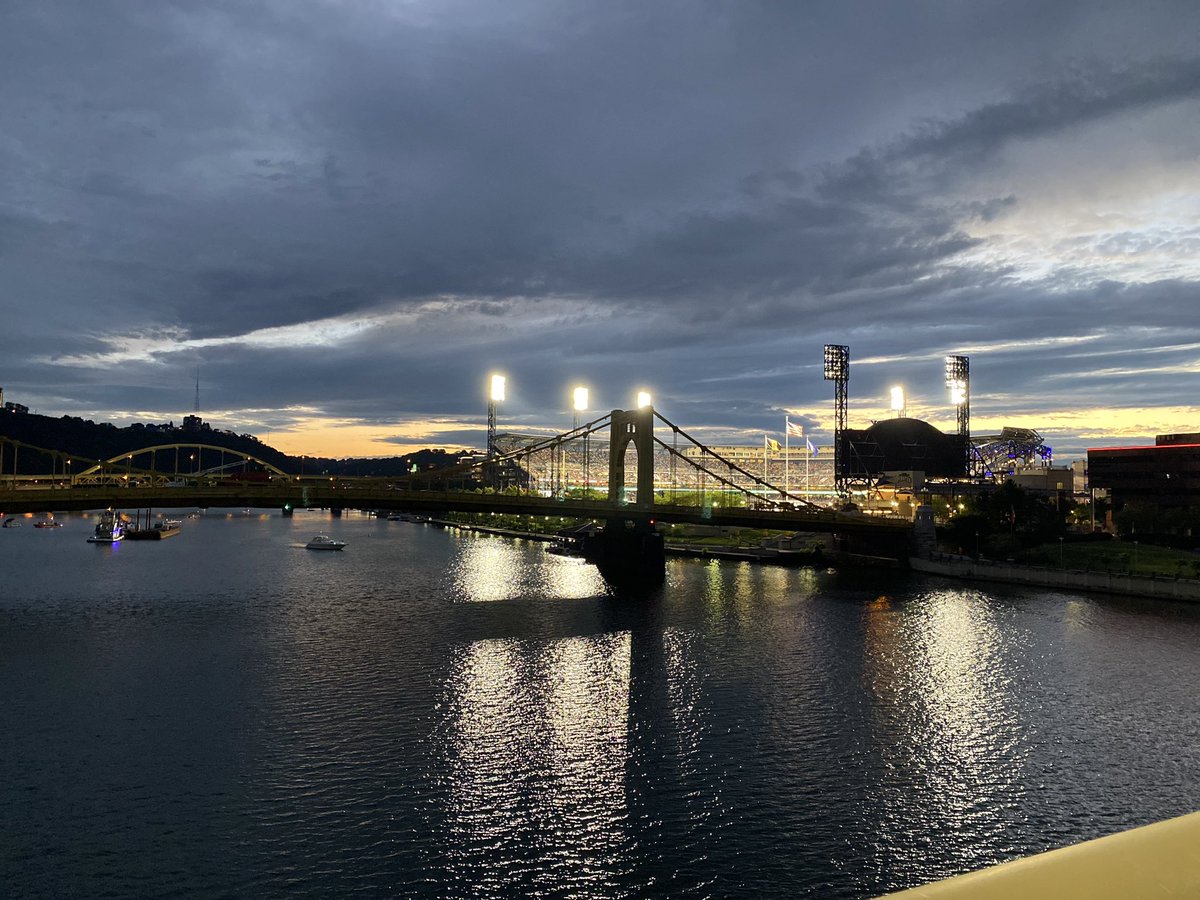Baseball is dead some say… #MLB #pirates