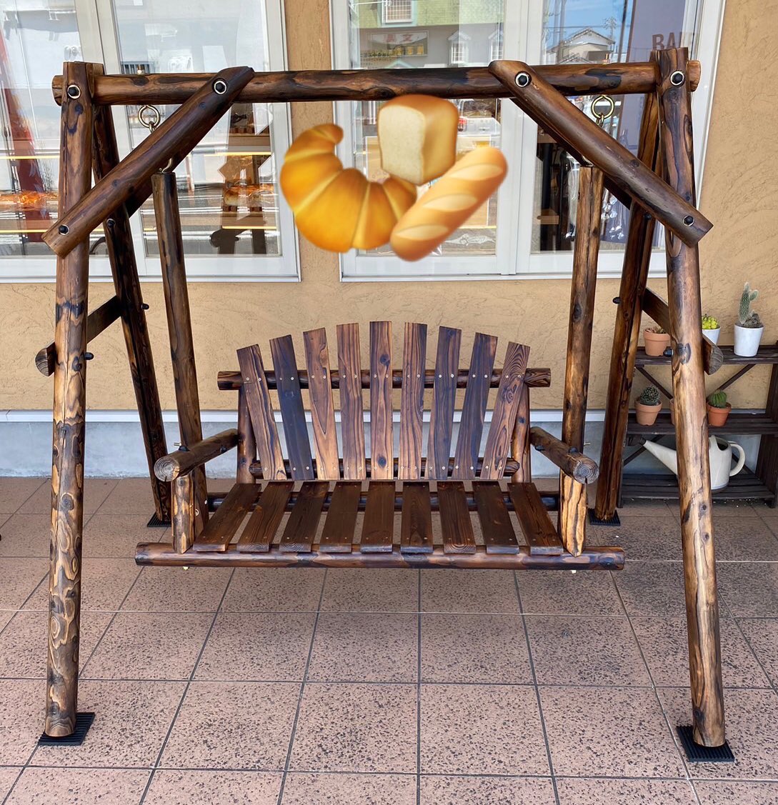 naokomzn's tweet image. パン屋さん行ってきた！

帰り道、マークイズやエキパ渋滞すごかった🚗🚚🚙🛻💦
そっか世間は三連休か…

私は〜
溜まった録画観ながらパンとビール🥐🍺で一日過ごします😊

#朝ごパン #OBL