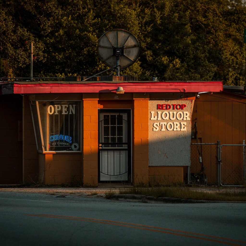 Red Top Liquor Store in East Wynnton

I wonder how long this building has been here? It just stands out in a unique way.

#columbusgeorgia #columbusga #colga #phenixcityal #phenixcity #phenixcityalabama #leecounty #aburnal #opalikaal #photography #columb… ift.tt/UHSCF83