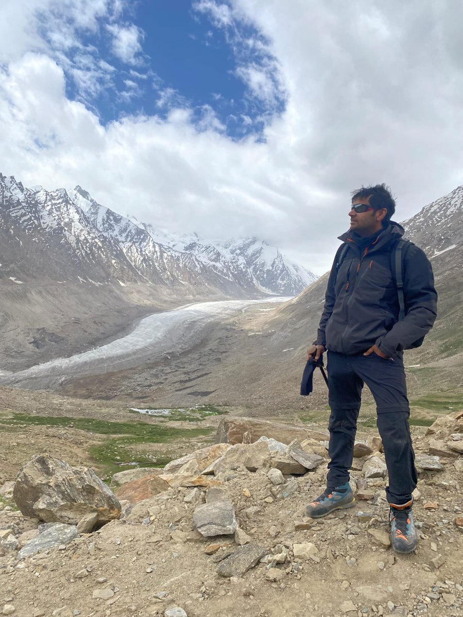 saurabhvergia's tweet image. Exciting News! We setup a time-lapse camera at 4500 m asl to track Drang Drung Glacier, west. Himalaya. 
This project is led by my PhD student @Pawan__sngh, sponsored by @iitroorkee &amp;amp; supported by @irfansalroo #ArghaBanerjee, @chandansarangii &amp;amp; Teams. Stay tuned for more updates.