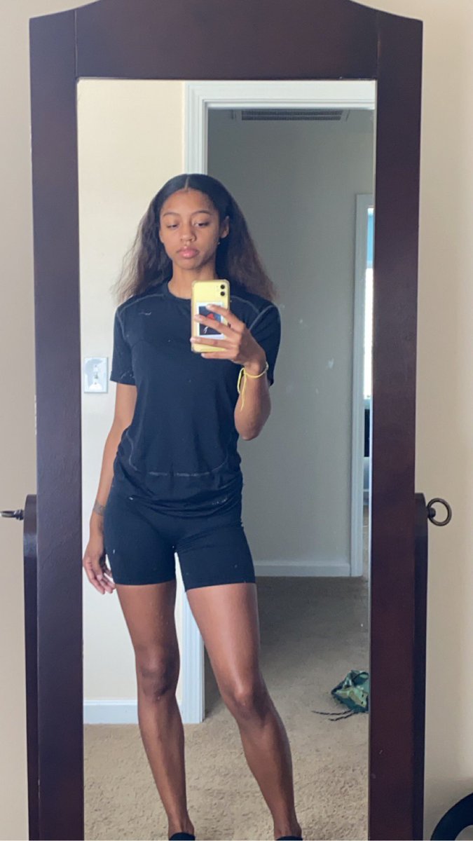 jataysjah_w's tweet photo. pov: you have a #prettygf
#blackgirls #biracial https://t.co/trNmBZxtWA