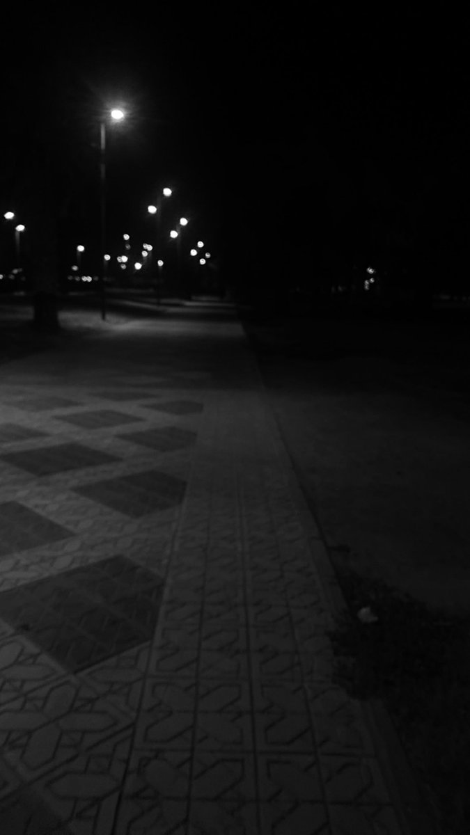 mo01919's tweet photo. كُل شيء مُعرض لسوء الفهم حتى سكوتك." https://t.co/omcLmq0pe3