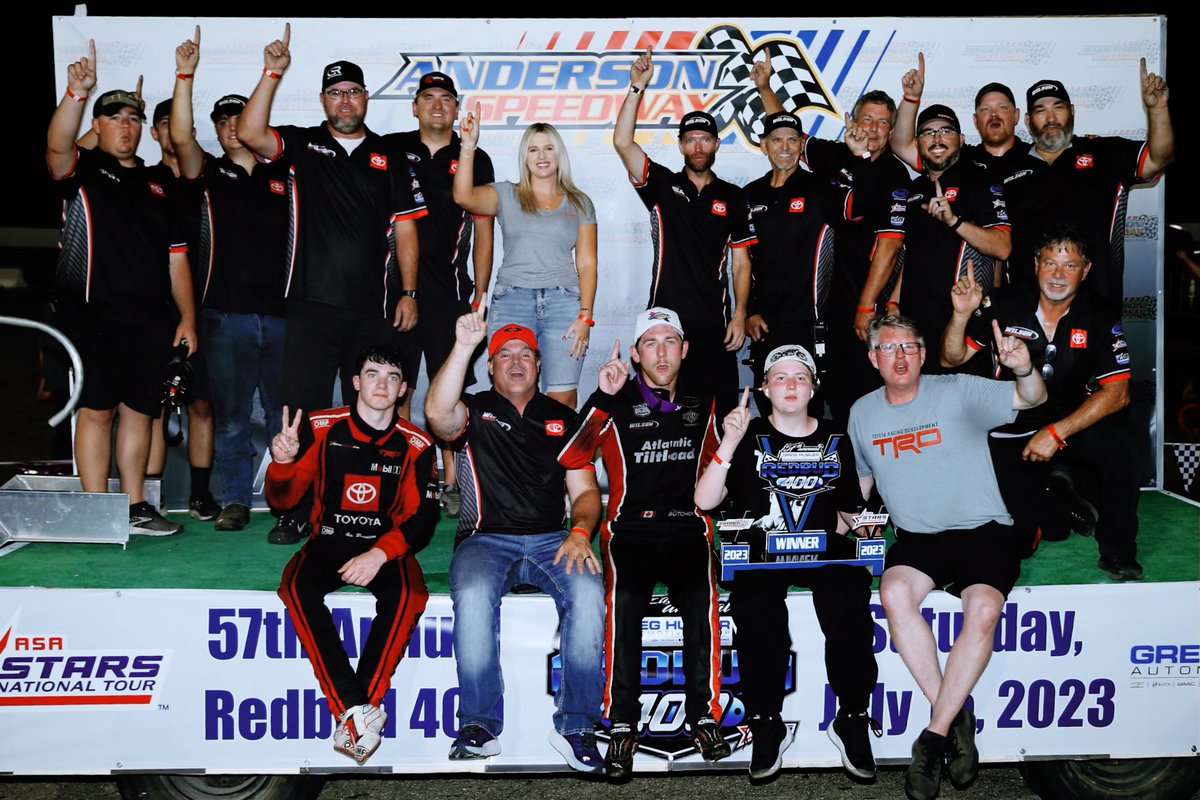 DWmotorsports2's tweet photo. Great finish for our Wilson Motorsports team! ☝️&amp;✌️ https://t.co/Dqh5ufDtGs