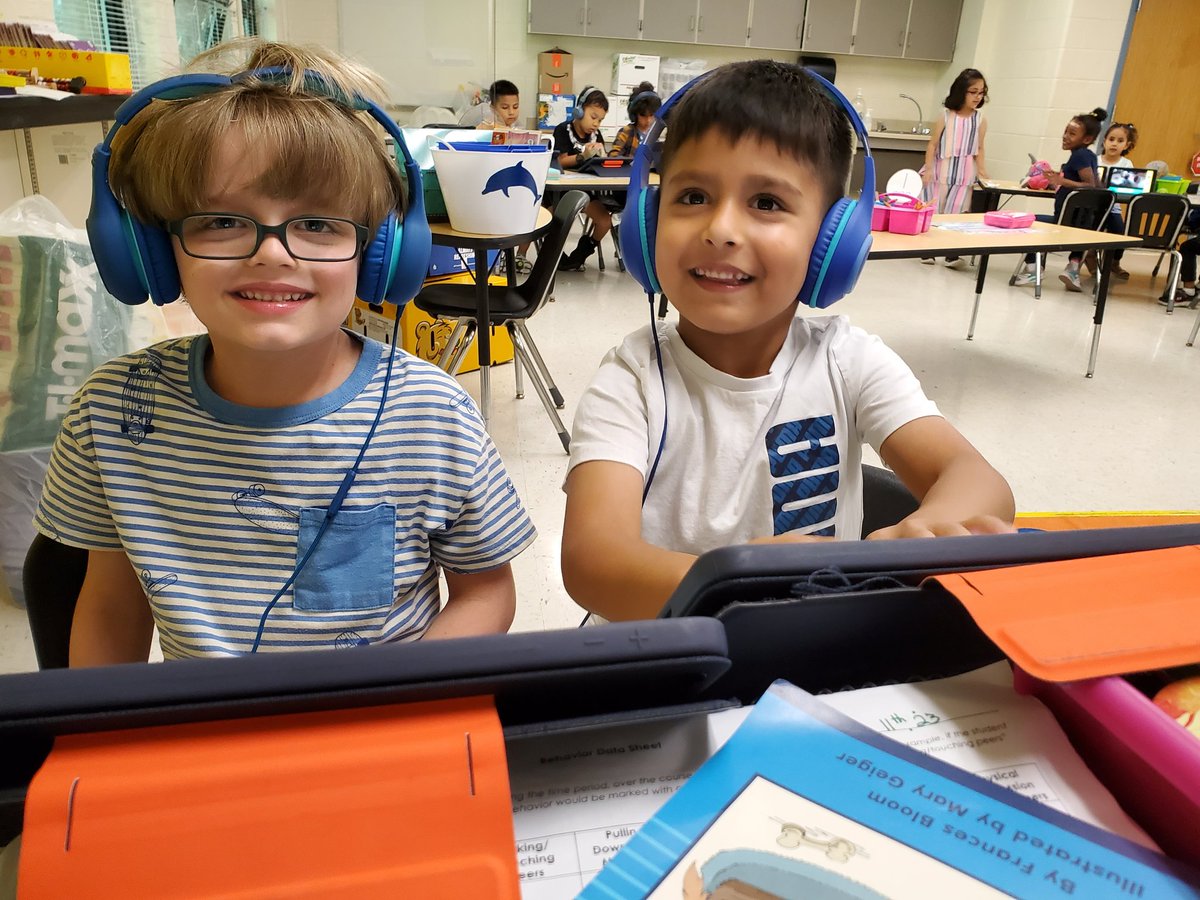 icyeatras's tweet photo. Those last days of Kindergarten! https://t.co/iUgBF2DYlM