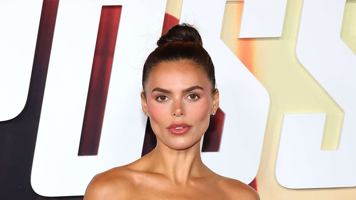 Sports Illustrated Swimsuit on Twitter "Brooks Nader Brings Spacecore