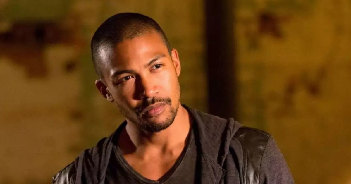 StreamilyLive's tweet photo. The talented Charles Michael Davis will be signing at Always and Forever Con powered by Streamily! Signed Aug 17-20th and delivered to you!!

https://t.co/EfazQHHY4m

#MarcelGerard #VampireDiaries #TheOriginals #Legacies #AlwaysandForever #TheMikaelsons #TheLabonairs #TheKenners https://t.co/nconFExfHv
