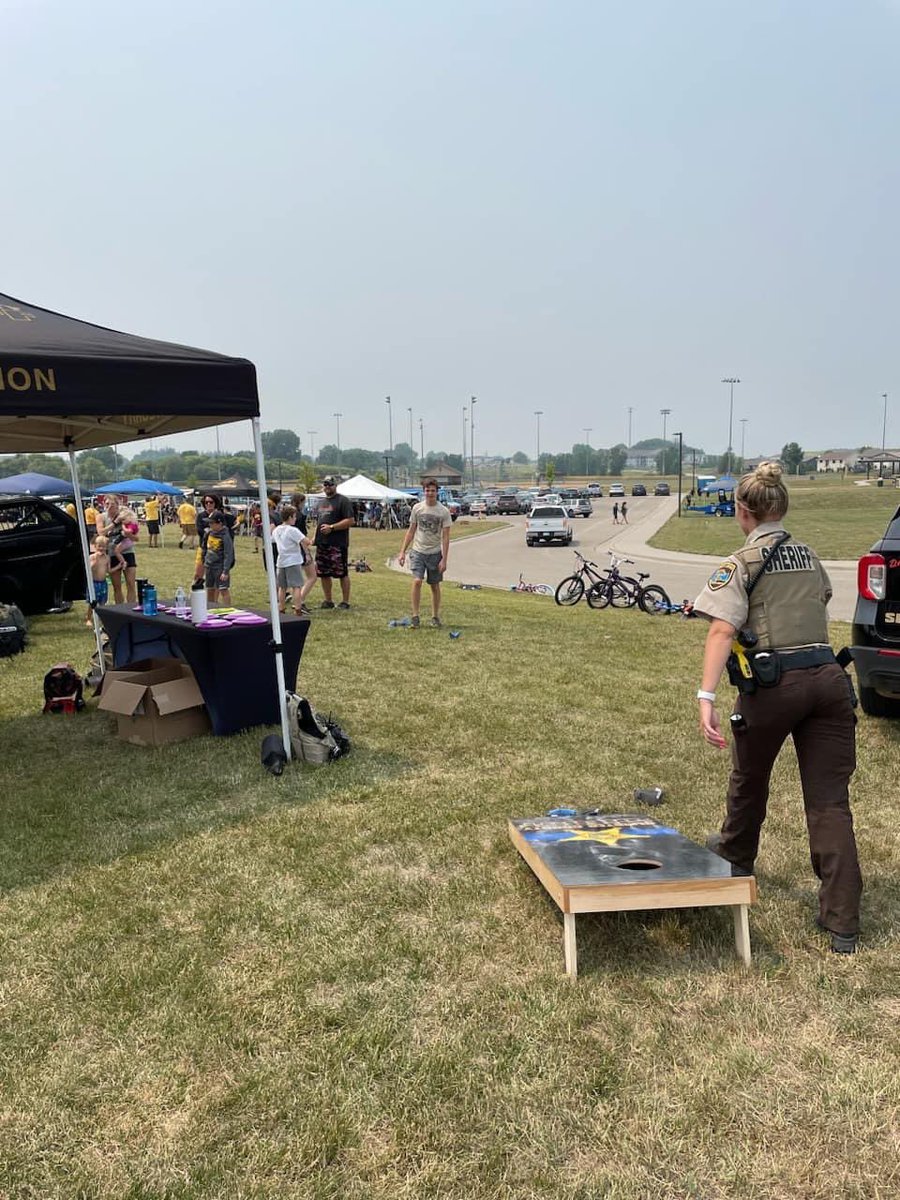 OlmstedSheriff's tweet photo. Whether it was yesterday at Family Game Day or this afternoon at Family Fun Day, we’ve really enjoyed our time at Byron Good Neighbor Days so far!
Be safe and have fun the rest of the weekend! We will see you all at the parade tomorrow!
#Community
#ByronMN
#OlmstedCounty https://t.co/STA4HYaNnM