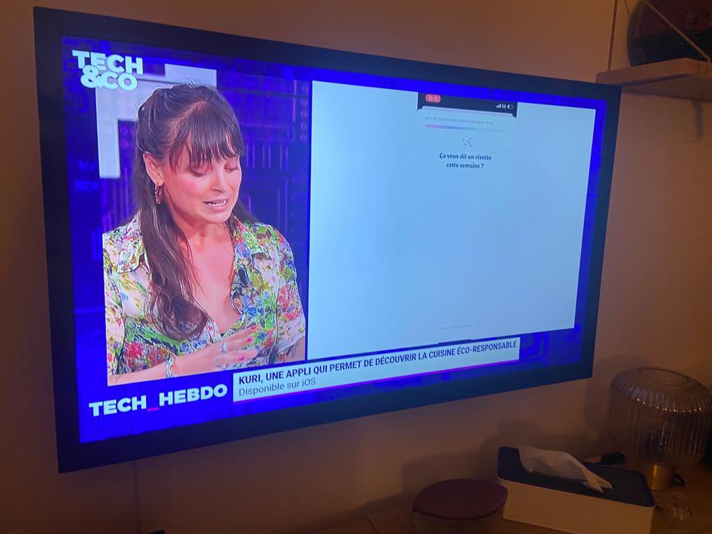 ¡Wow, first feature on french TV for <a href="/CookWithKuri/">Kuri - Climate-friendly cooking & meal planning</a> last night! 😳

I wasn’t informed, replay not available yet, friend of friend sent me this. 🤯