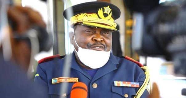 IsralMutombo11's tweet photo. Halte à l'intox : contrairement aux rumeurs qui circulent sur la toile, le général Sylvano  kasongo est en Inde pour le problème d'yeux. Il n'est pas gravement malade comme certaines presses publient ! 

D'ailleurs, il aurait voyagé seul et non évacué. https://t.co/kBc5fqFX90