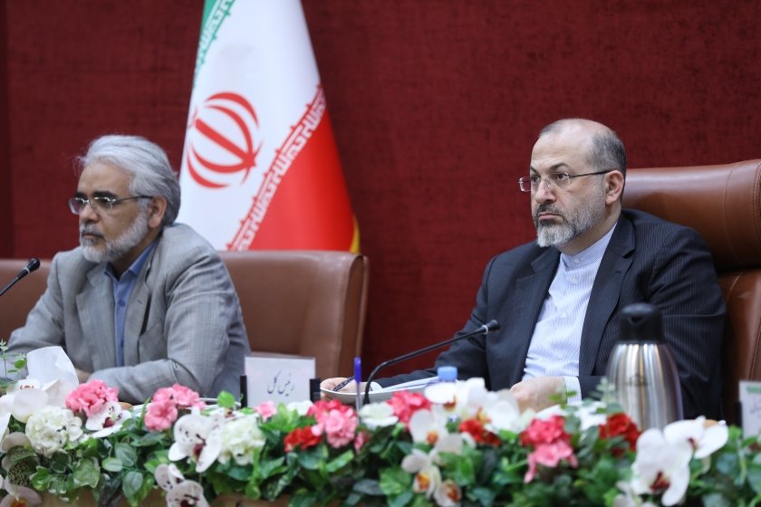 dastgheyb1's tweet photo. در جلسه با رییس سازمان خصوصی سازی تاکید کردم که دیوان محاسبات به دنبال این است که در موضوع مولدسازی، شفافیت و رقابت پذیری وجود داشته باشد و #مولدسازی واقعی صورت بگیرد. https://t.co/R7BGCjjdLe