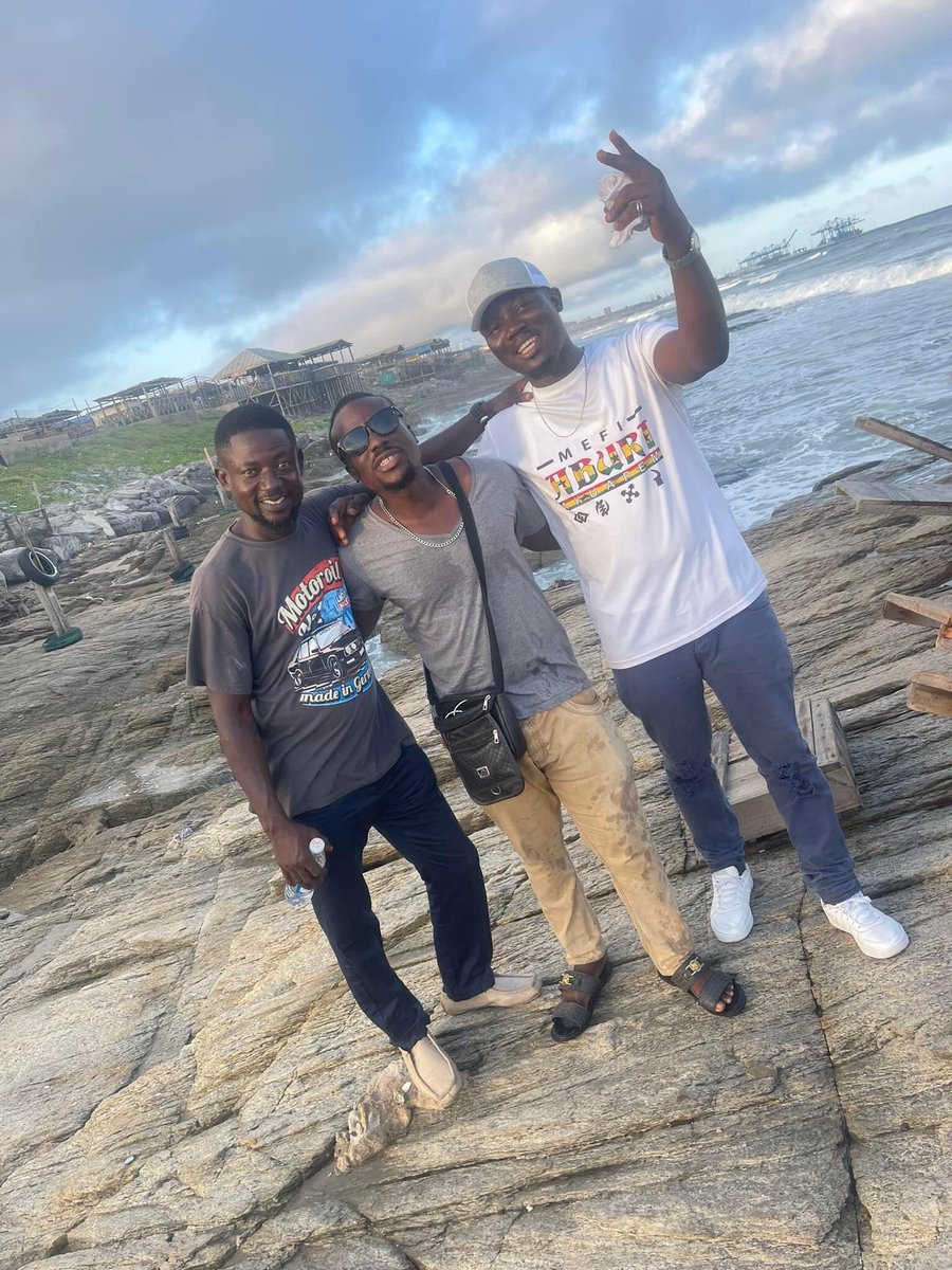 One day the people who never believed in you will boast about how they used to know you!Don’t give up.God did.Fred Moni