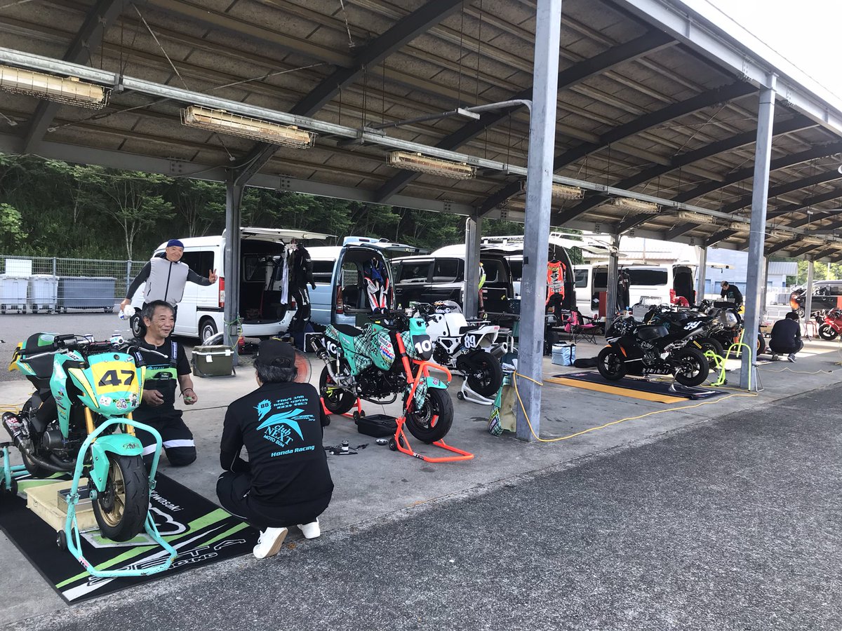 zoo1984's tweet photo. おはもて北
#モビリティリゾートもてぎ
#北ショート
#練習走行
#GThunder
#じーさんだー https://t.co/6ax0U80L5s
