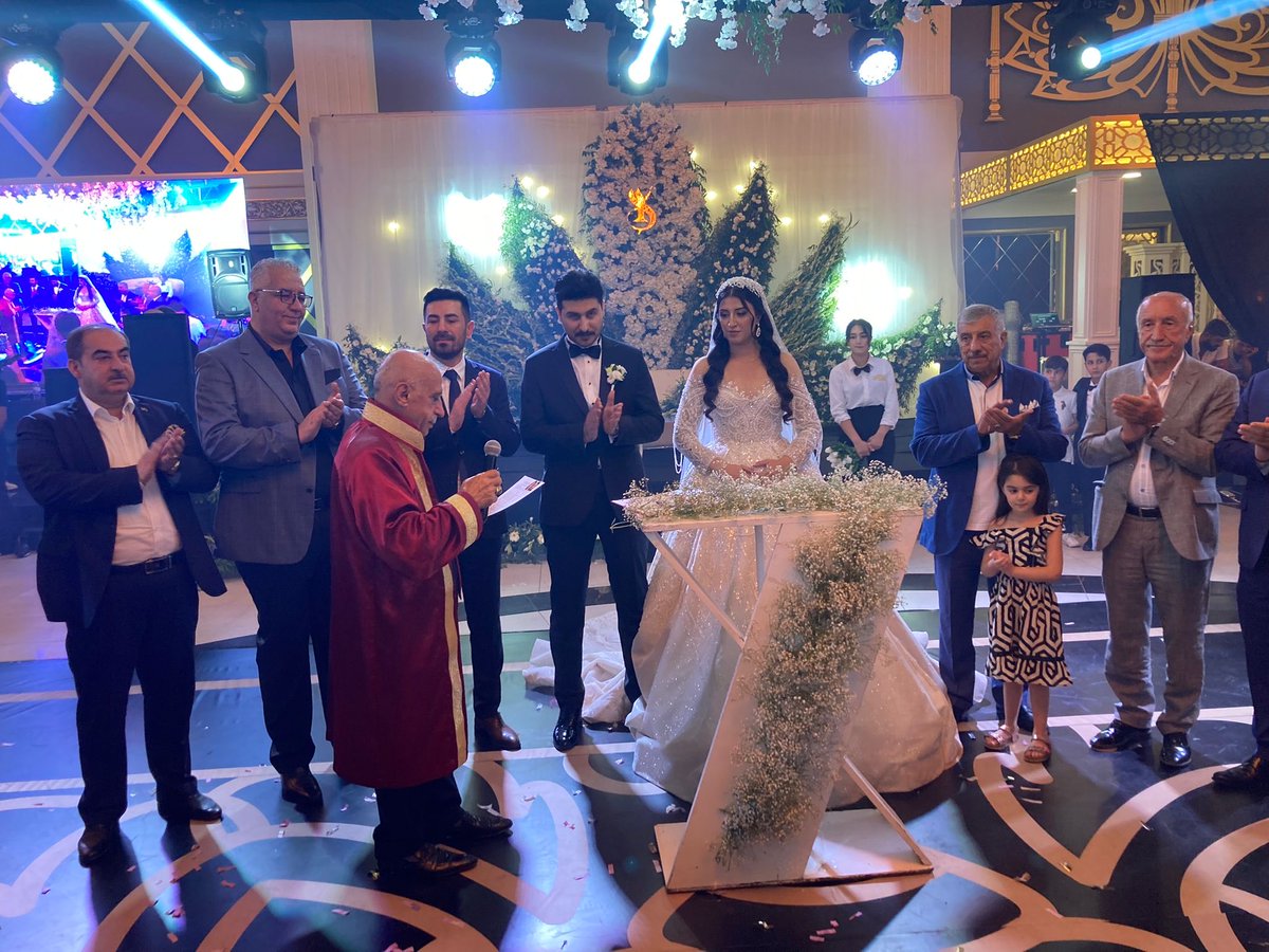 Yeğenim Yunus KANAR 👰🤵 şerihan Görcek

Ömür boyu mutluluğa adım atan çiftimizin Nikah akitlerini gerçekleştirdik. gençlerimize sağlık, huzur ve mutluluklar dilerim.