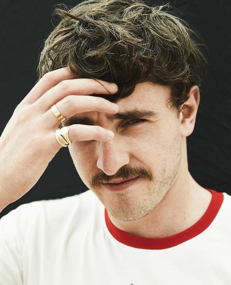 redalltoowell's tweet photo. Anyways paul mescal mustache era was something very deeply personal to me https://t.co/kFwfcpC8DB