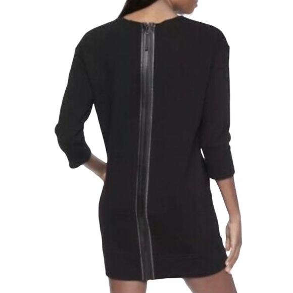 czucker959's tweet photo. So good I had to share! Check out all the items I'm loving on @Poshmarkapp #poshmark #fashion #style #shopmycloset #athleta #instudio #gentry: https://t.co/rjTcsh2N2b https://t.co/IMechBMGOs