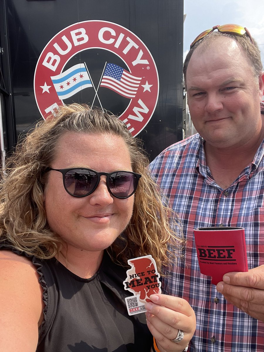 Ellen Rahn (@seedcorngirl) on Twitter photo We’re here at <a href="/WCSmokeout/">Windy City Smokeout</a> handing out <a href="/illinoisbeef/">@illinoisbeef</a> koozies and talking cows! 🐮 Be sure to grab yourself some Prime Brisket from <a href="/BubCityChi/">Bub City</a> 🥩 We’re here at <a href="/WCSmokeout/">Windy City Smokeout</a> handing out <a href="/illinoisbeef/">@illinoisbeef</a> koozies and talking cows! 🐮 Be sure to grab yourself some Prime Brisket from <a href="/BubCityChi/">Bub City</a> 🥩