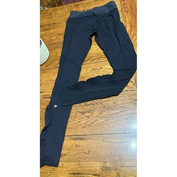 shop_ILAH's tweet photo. So good I had to share! Check out all the items I'm loving on @Poshmarkapp #poshmark #fashion #style #shopmycloset #lululemonathletica #lululemon: https://t.co/g2GqBwojz1 https://t.co/8u0g4hI6KI