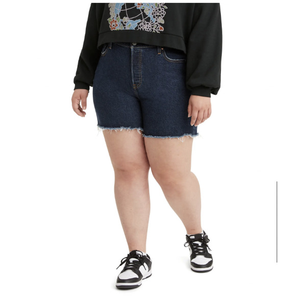 8fun_com's tweet photo. So good I had to share! Check out all the items I'm loving on @Poshmarkapp from @erikahickman9 #poshmark #fashion #style #shopmycloset #levis: https://t.co/kxDpN1G0RB https://t.co/ztYjGt6VjH