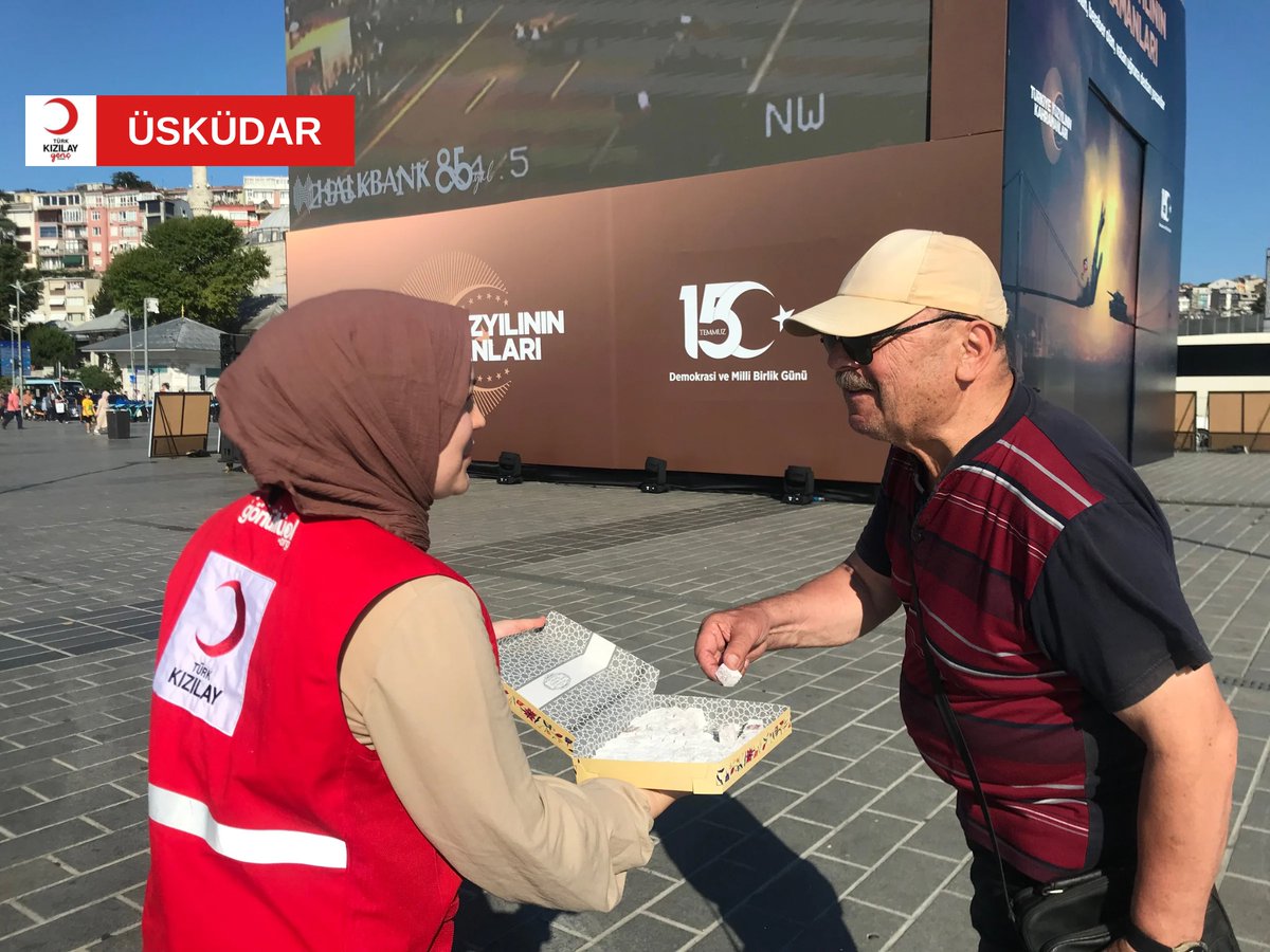 Unutmadık, unutmayacağız..

Gün boyu çeşitli bölgelerde gönüllülerimizle birlikte 15 Temmuz etkinlikleri gerçekleştirdik🇹🇷🌙

📍Üsküdar
#daimahazır