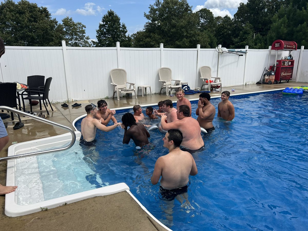 Coach Williams tweet media