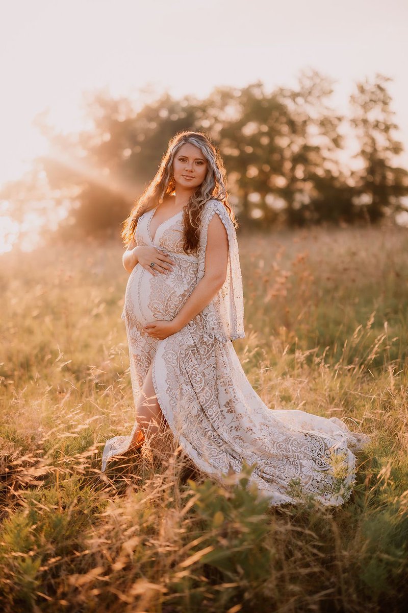 Valori_F21's tweet photo. Can we just show this pregnant glow some appreciation???? 🤍 https://t.co/vQnkfjNGLu