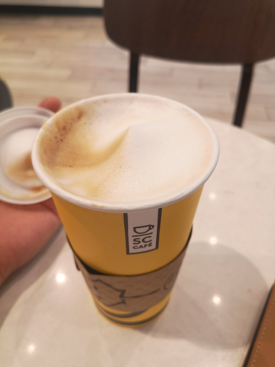 DannyKnightSK's tweet photo. Ever since I got back to #yxe my cappucinos have looked like this :( https://t.co/NuTMNTPDvh