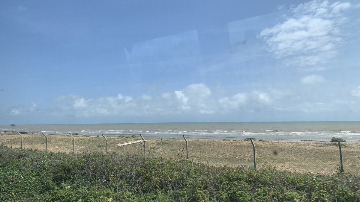 LudwigTails's tweet image. Okay seriously @SouthernRailUK your #class171 s are the BEST in your fleet. First Class seats have recline already better than your class 377 fleets. 
These class 171 are damn good units man just wow.