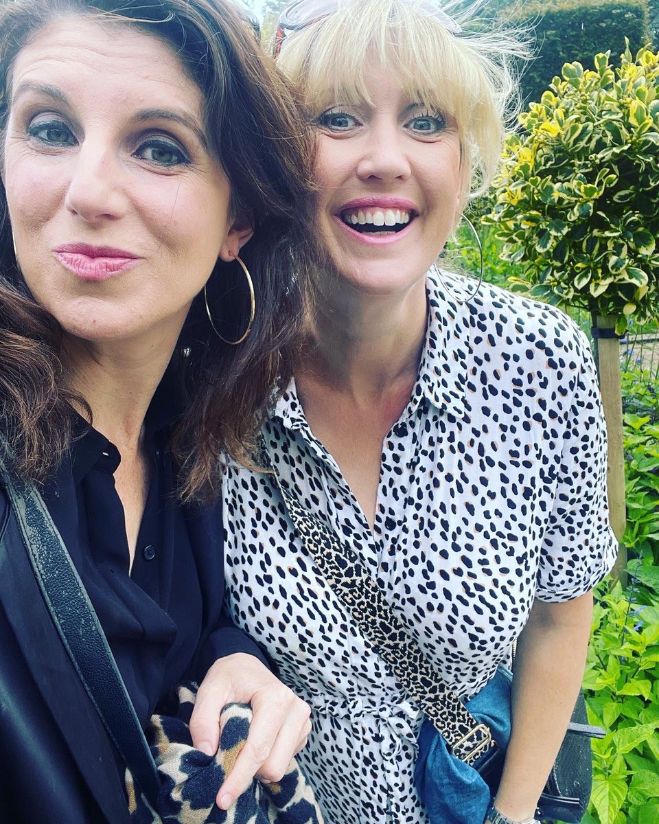 danielleperry's tweet photo. I challenge you to tell me a better way to spend a Saturday lunchtime than with some of your original crew. The shorthand is priceless. The in jokes get funnier every year.

A soul tonic.
@chewtonglen https://t.co/laWAQOL7CJ