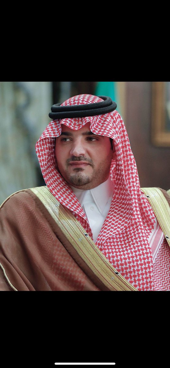 ALMSha3r__s's tweet photo. جعل الردي يفدى مواطي سموه
هذا سليل المفخره والزعامه

ما ينكره الا قليل المروه
ولا يعرفه غير الفخر والشهامه

 #عبدالعزيز_بن_سعود_بن_نايف https://t.co/pOq5vGFC7s