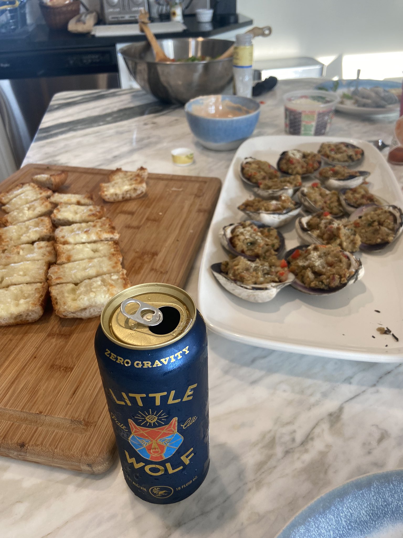 Mike Vreeswyk on Twitter "Vermont’s zerograv Little Wolf Pale Ale 4.7