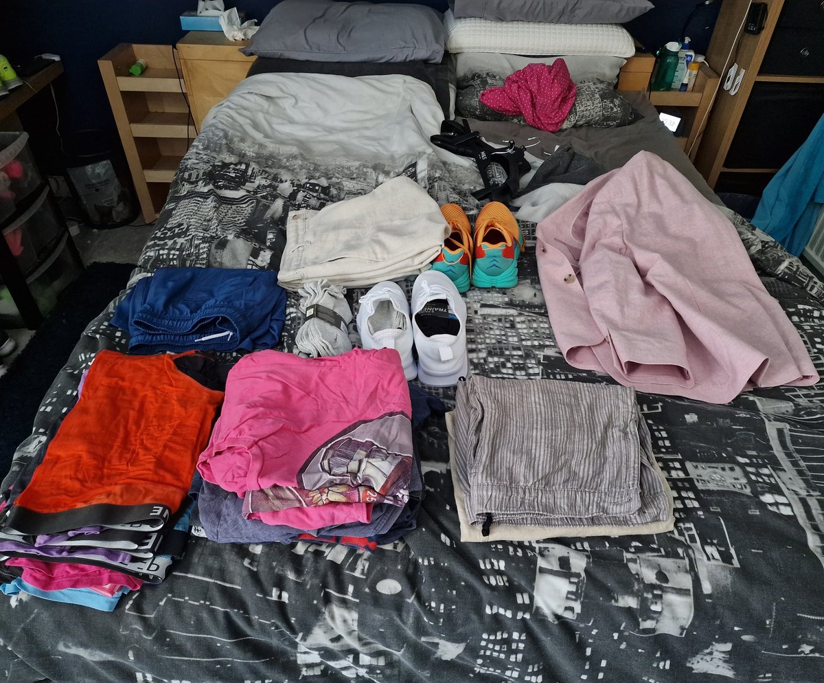 MichaelSnasdell's tweet photo. #POTD2023 Day 196 Packing serious pink! Getting some clothes and bits ready for the trip to the USA in a couple of weeks time to marry the love of my life @annhalliday66 😍😍👫💍🇺🇸
Not long now 😁
#potd #pictureoftheday #mylifeinpictures #packing #imgettingmarried #cantwait https://t.co/rUBeqYWR2L