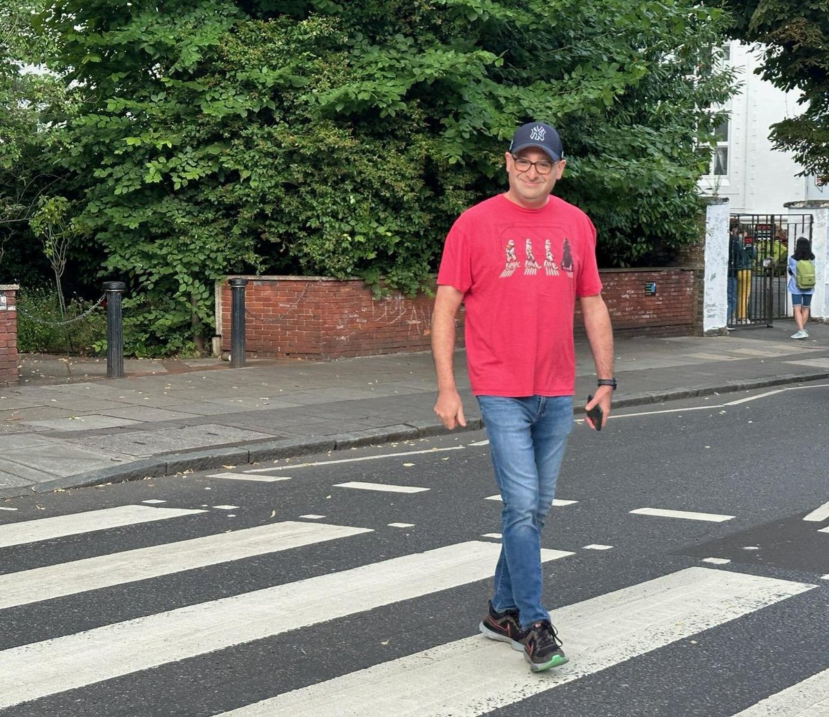 PSfarb's tweet photo. Mazel tov goes out to the @thebeatles and @AbbeyRoad for breaking my 17-month streak of refusing to post on the cesspool that is Twitter (sorry, @MaryAlbl, you had quite the run going). But this was a bucket list item checked off... https://t.co/ogRRSKq5zV