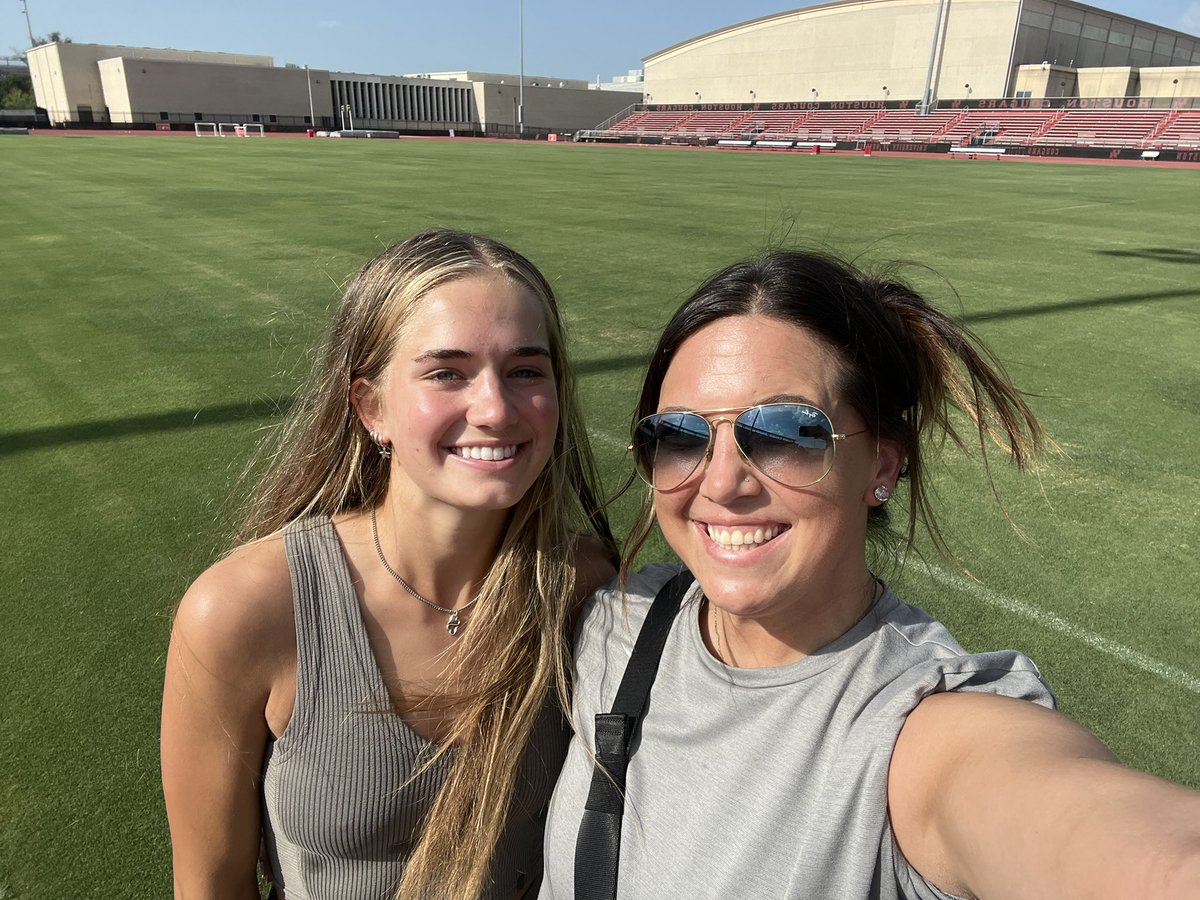 Thanks for the tour <a href="/KyrstenKizer/">Kyrsten Kizer (KK)</a> !
Can’t wait to come see you play on this field! <a href="/UHCougarSoccer/">Houston Soccer</a>