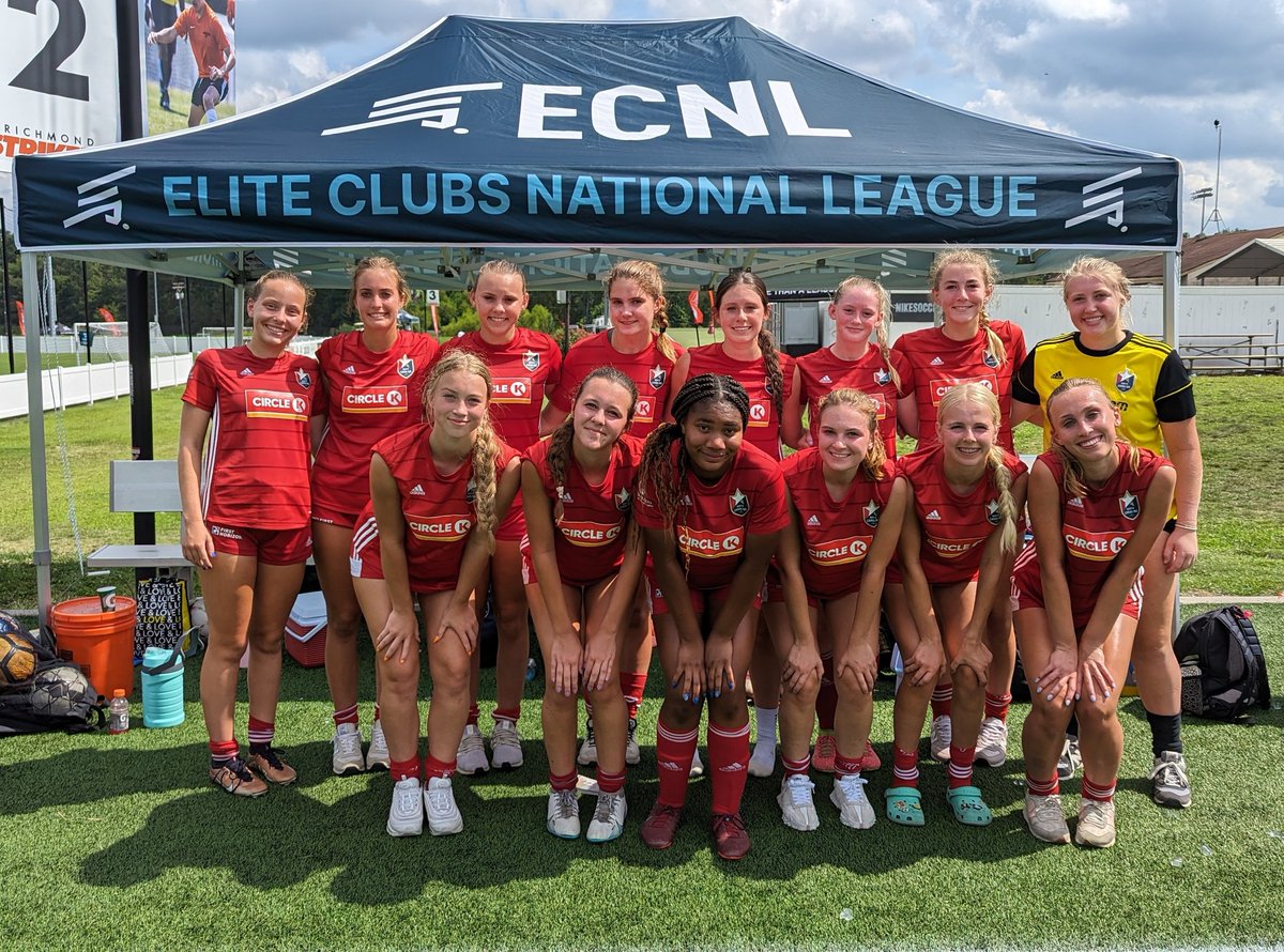 NCFC07EliteG's tweet image. And that&apos;s a wrap on our 49-week journey... what a season! Thrilled to take it all the way to #ECNLfinals. Thank you @weavin_steven for sharing it with us! 

In a few weeks with a few new faces, we&apos;ll start our climb again!

@NCFC_ECNLGirls @NCFC_Youth @ECNLgirls