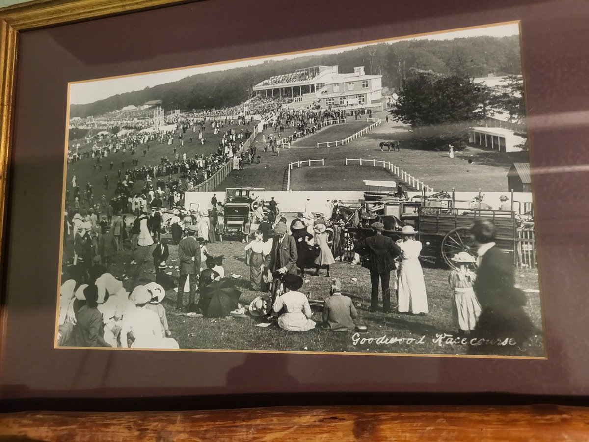 Jr48395582's tweet photo. @andothertweets for gerald murnane. Goodwood racecourse, West Sussex https://t.co/DJBgo5xoWx