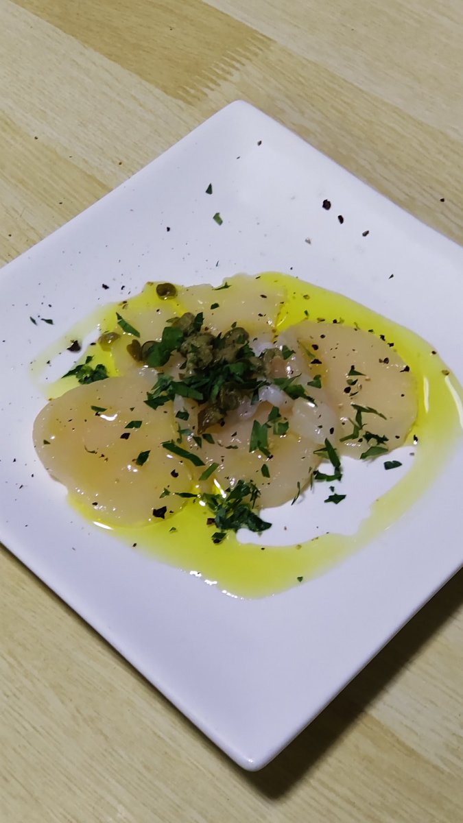 Nori70cl's tweet photo. お疲れちゃん♬
やっぱりさ、お酒にとってグラスがドレスのように
食べ物にとってもお皿って重要だよね
パスタ皿使っただけで美味しそうに見えるわ（笑） https://t.co/Z0JpBUloH6