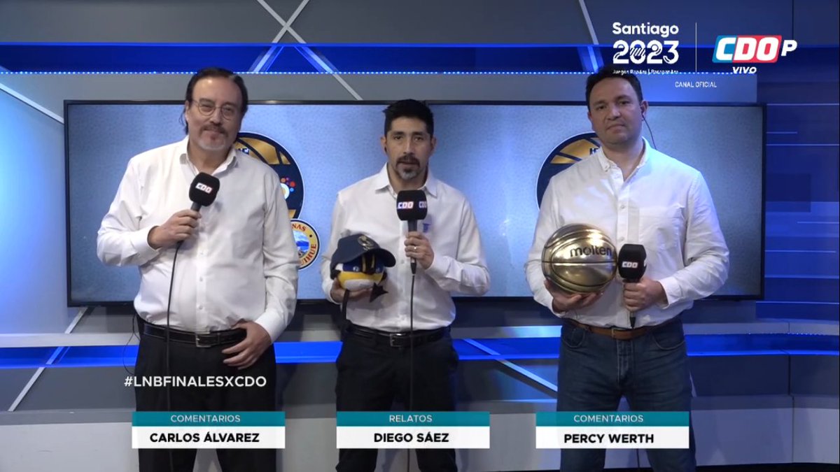 DanielFigueroaP's tweet photo. @DiegoGasparSaez @COACHCALVAREZ y @Pwerth_9 con con el quinto punto, ¿habrá campeón esta noche? #FinalesLNB https://t.co/Wl4WZ74nSE