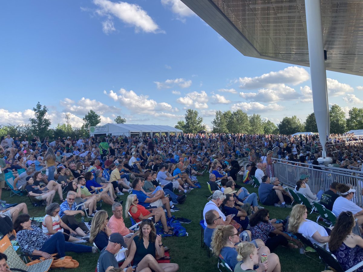 WJJK1045's tweet photo. The sun came out just in time for the best rock fans in Circle City 🤘 swing by the #WJJK tent on your way in to see @ziggymarley &amp; @DerekAndSusan at TCU Amphitheater #SummerTime #LivingEasy https://t.co/ewNBr6Q5bq