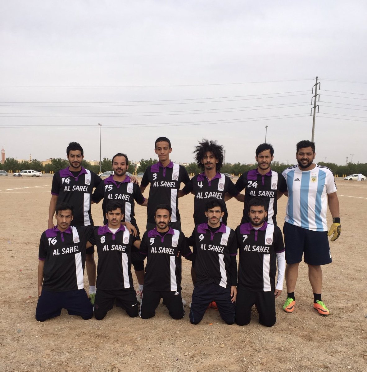 juvanii6's tweet photo. الساحل / من الماضي 🚩
#حواري_حفرالباطن
#اتحاد_احياء_حفرالباطن https://t.co/HJK5sLEzHs