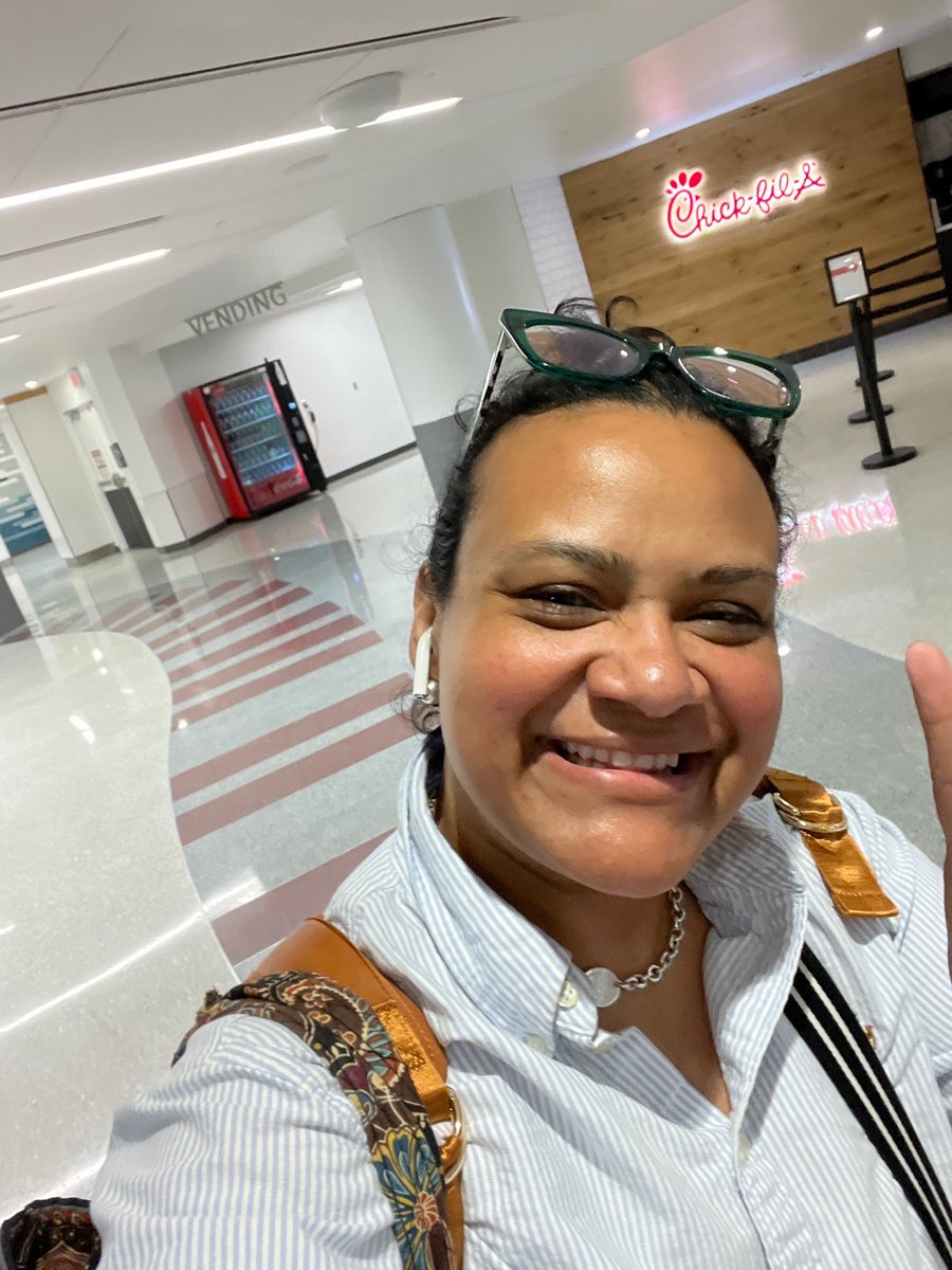 Made it back to Memphis! (@ Memphis International Airport in Memphis, TN w/ @wolf1869) swarmapp.com/c/j8MZdOgMERs