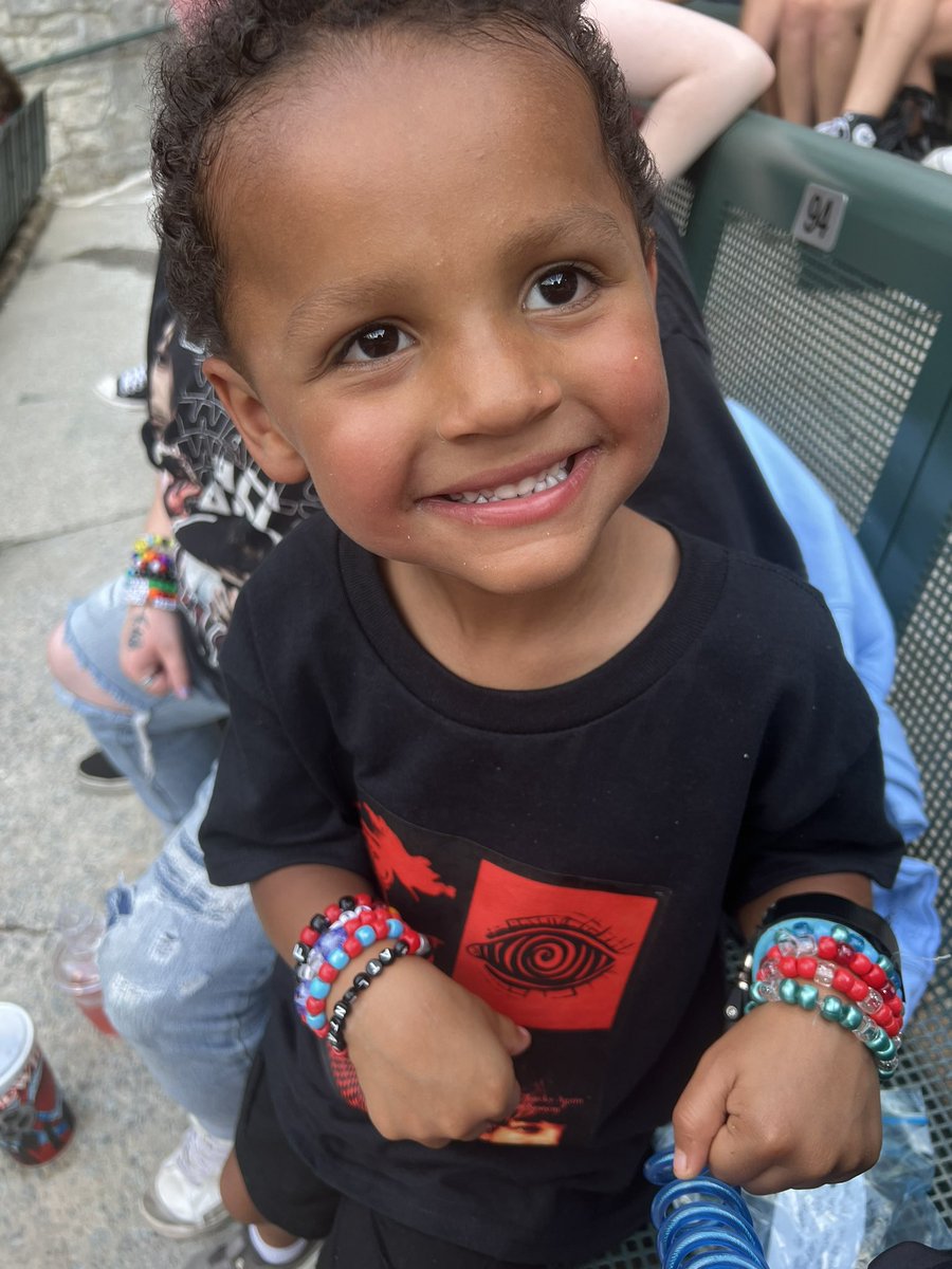 stayteezed's tweet photo. thank you so much @switzer_le !!!! You made a very happy 4 year old!!! He loves the bracelets that are small enough for him🤍🤍🤍🤍 @queer_lanes https://t.co/E7u4A3yCF4
