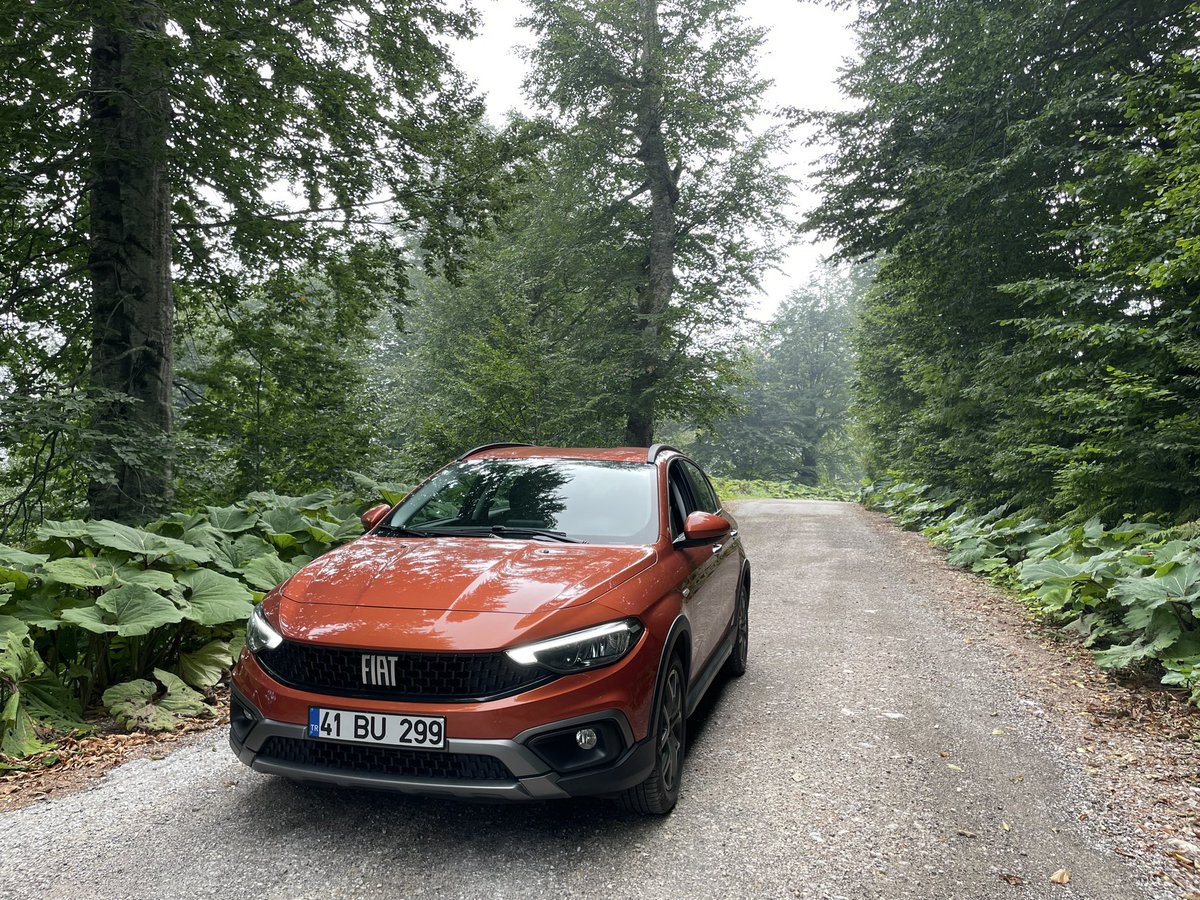 Bu otomobil berbat yönetilen bir ülkede olduğundan dünyanın en pahalı yakıtını kullanmaktadır. #akaryakıt #benzin #ötv