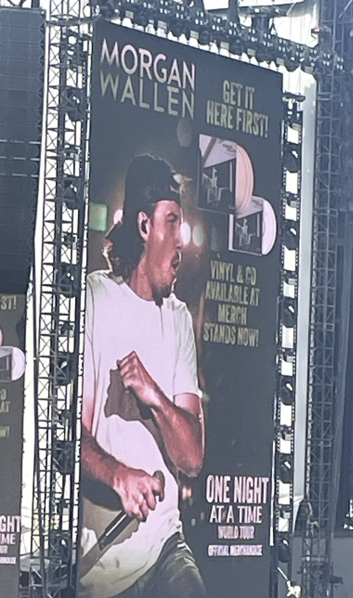 In San Diego to see Morgan Wallen in concert!!!!!  #blessed #MorganWallen 🥰🥰