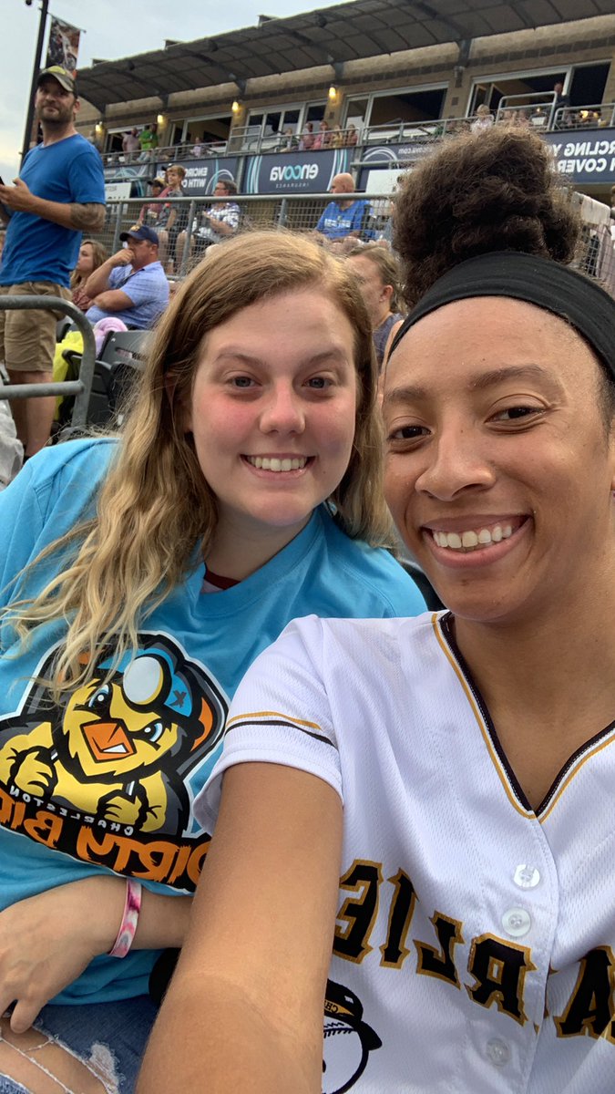 Shereefa02's tweet image. #BirdsFanGear @dirtybirdscwv Section 110 row G